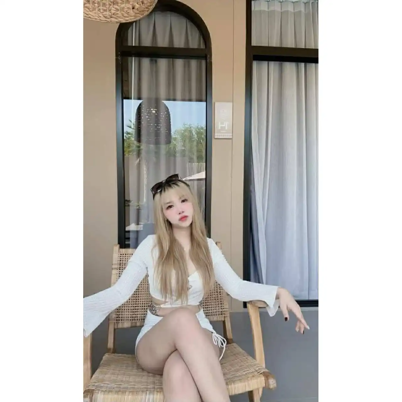 น้อง น้อง น้องมีมี่ — บางกรวย